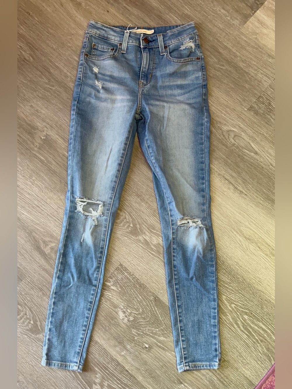 Levi’s 721 Light Blue Distressed Women's Skinny Jeans